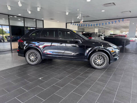 2018 Porsche Cayenne Platinum Edition