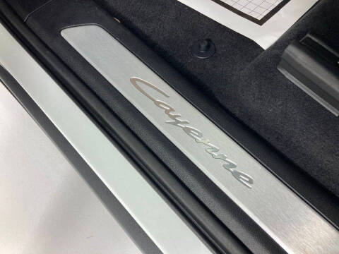 2024 Porsche Cayenne