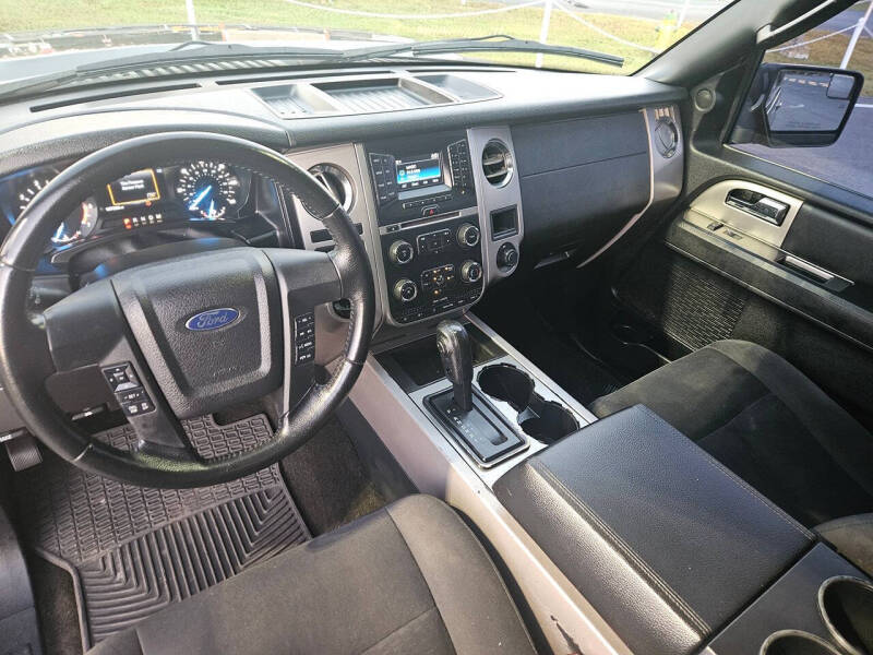 2017 Ford Expedition XLT