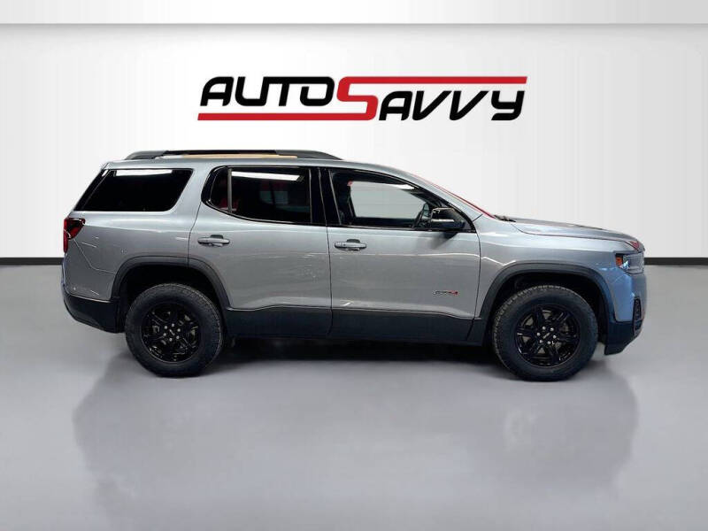 2023 GMC Acadia AT4