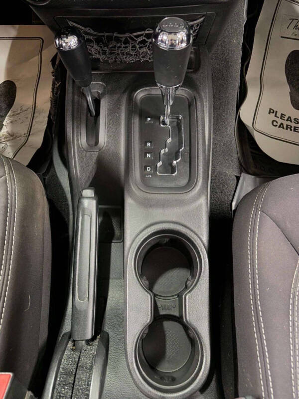 2013 Jeep Wrangler Unlimited Sahara