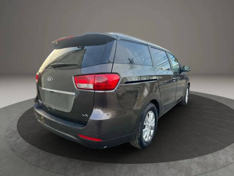 2016 Kia Sedona LX