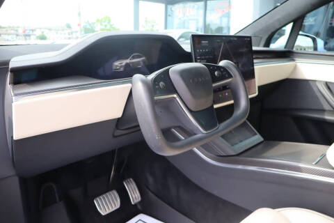 2022 Tesla Model X Plaid
