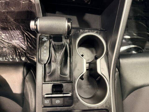 2023 Kia K5