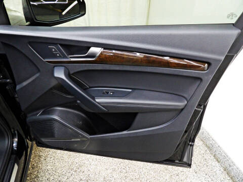 2020 Audi Q5 quattro Premium Plus 45 TFSI