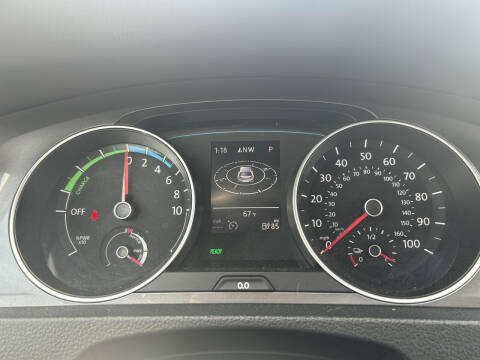 2015 Volkswagen e-Golf SEL Premium