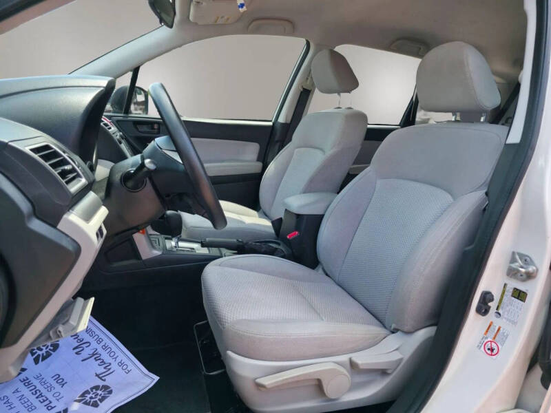 2016 Subaru Forester 2.5i
