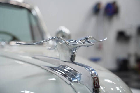 1946 Ford Super Deluxe