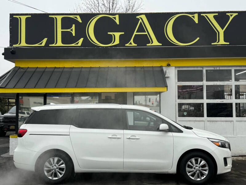 2016 Kia Sedona for sale at Legacy Auto Sales in Yakima WA