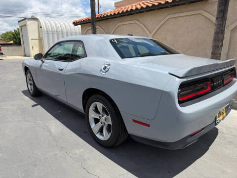 2022 Dodge Challenger SXT