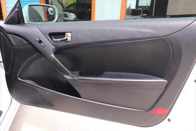 2014 Hyundai Genesis Coupe  - $15,757