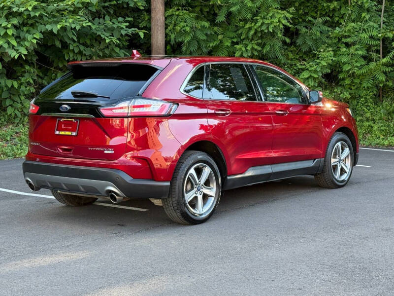 2019 Ford Edge Titanium