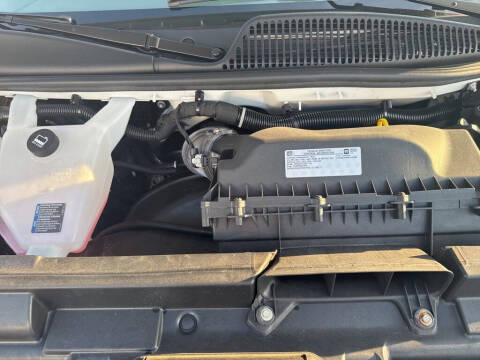 2023 Chevrolet Express 2500