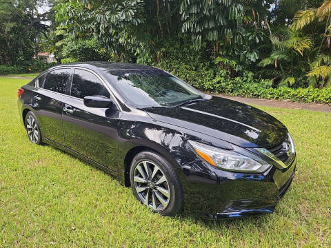 2016 Nissan Altima for sale at Auto Tempt  Leasing Inc in Miami FL