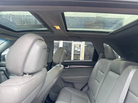 2011 Kia Sorento SX