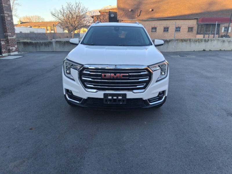 2023 GMC Terrain SLT