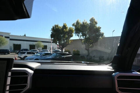 2022 Toyota Tundra Platinum