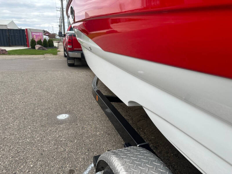 2013 Crownline E260 XS