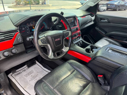 2017 GMC Yukon SLT