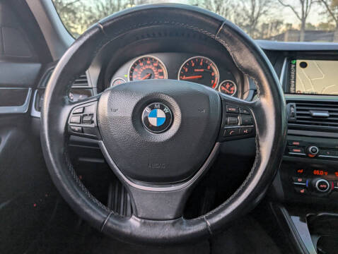2015 BMW 5 Series 528i