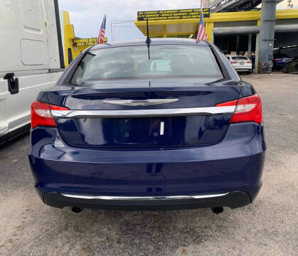 2011 Chrysler 200 Limited