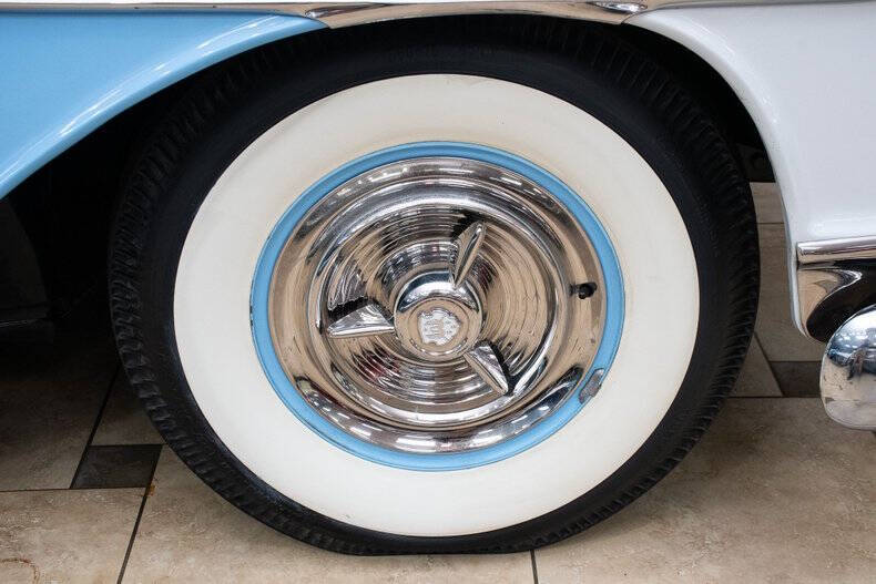 1954 Oldsmobile Starfire