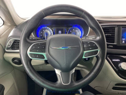 2020 Chrysler Voyager LXi