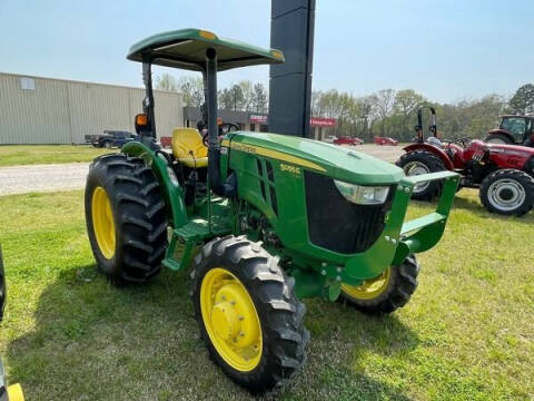 2017 John Deere 5055E