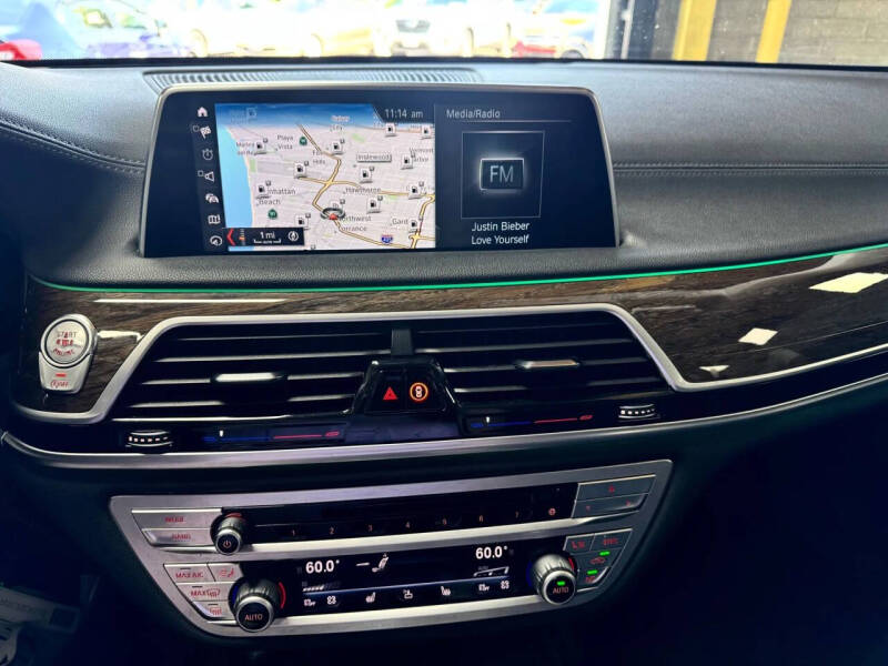 2018 BMW 7 Series 740i