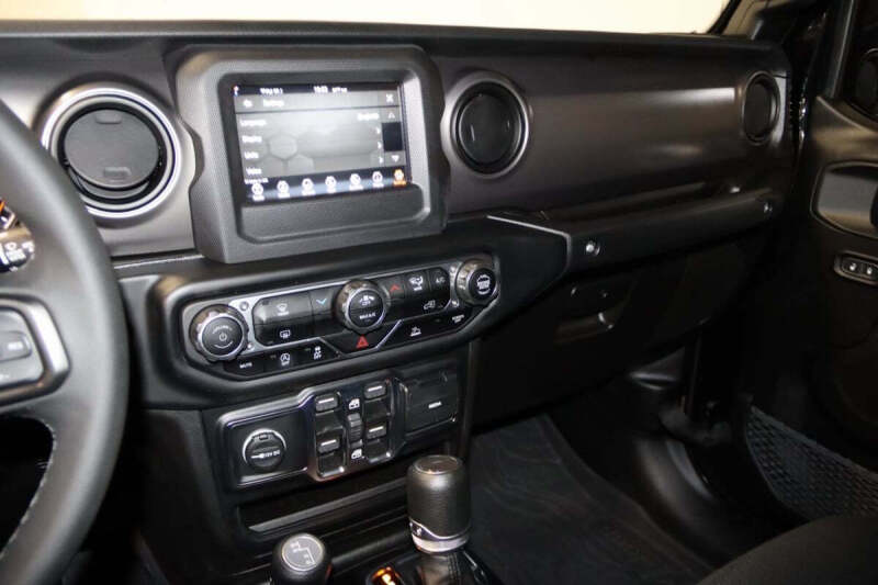 2023 Jeep Gladiator Sport S