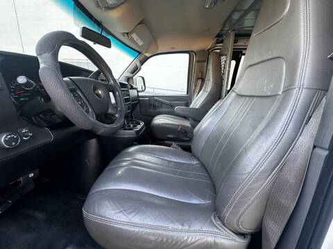 2019 Chevrolet Express 2500