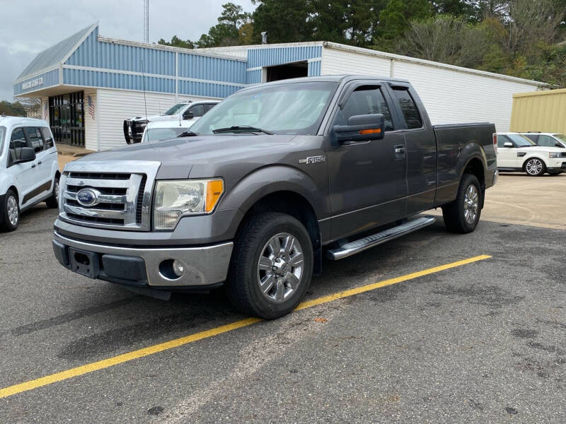 2010 Ford F-150 XLT photo 3