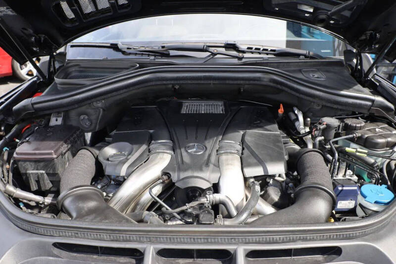 2013 Mercedes-Benz GL-Class GL 550 4MATIC