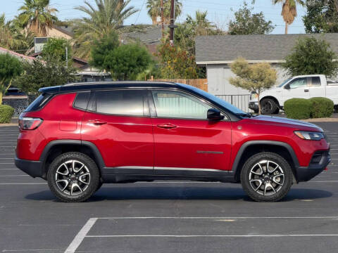 2025 Jeep Compass Trailhawk