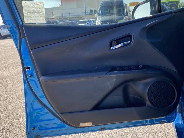 2019 Toyota Prius XLE