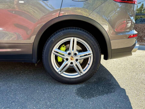 2016 Porsche Cayenne S E-Hybrid