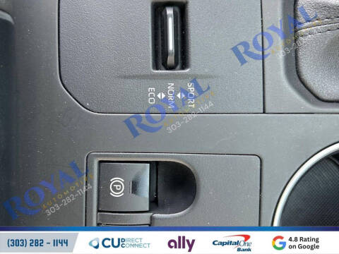 2023 Toyota Highlander Hybrid Bronze Edition