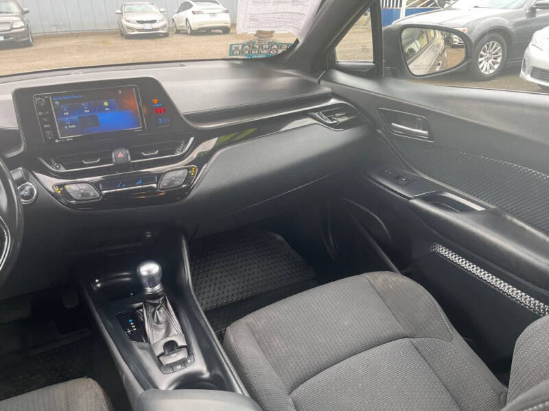 2018 Toyota C-HR XLE