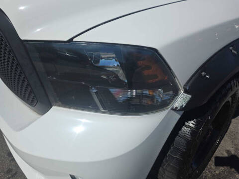 2017 RAM 1500 Express