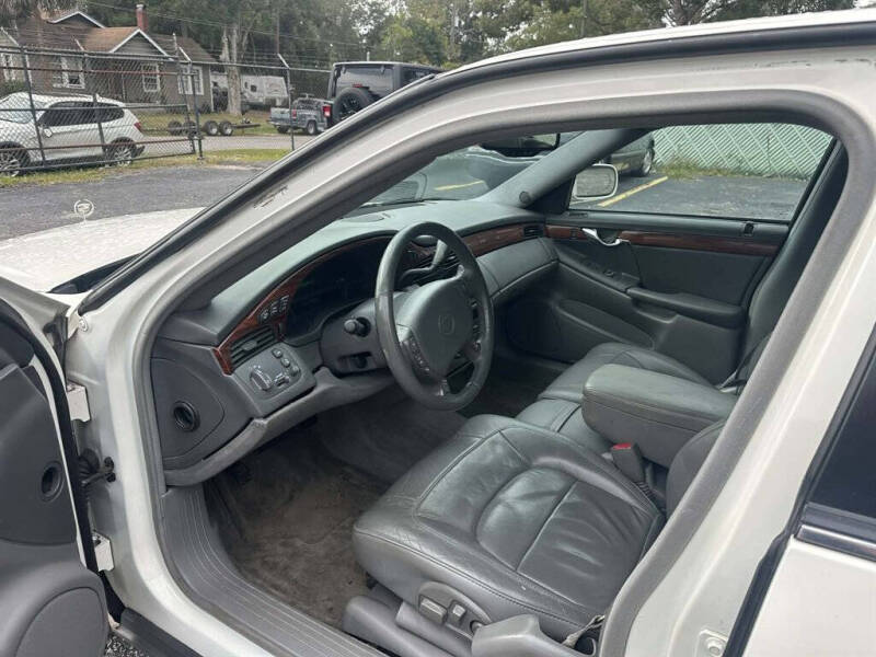 2004 Cadillac DeVille