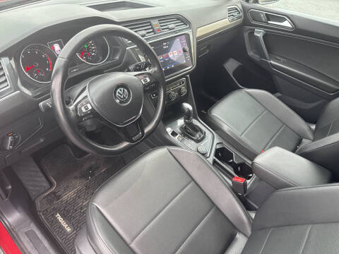 2018 Volkswagen Tiguan 2.0T SEL 4Motion