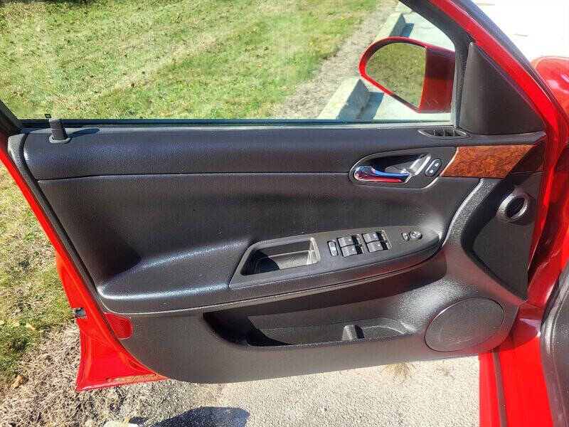 2011 Chevrolet Impala LT