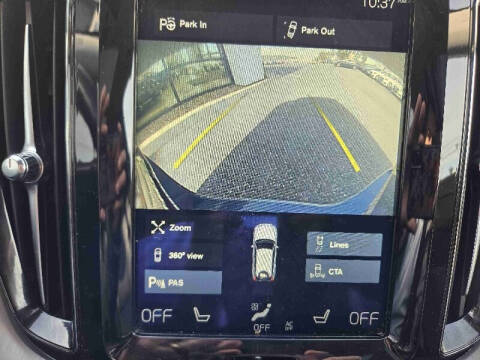 2018 Volvo XC60 T6 Momentum