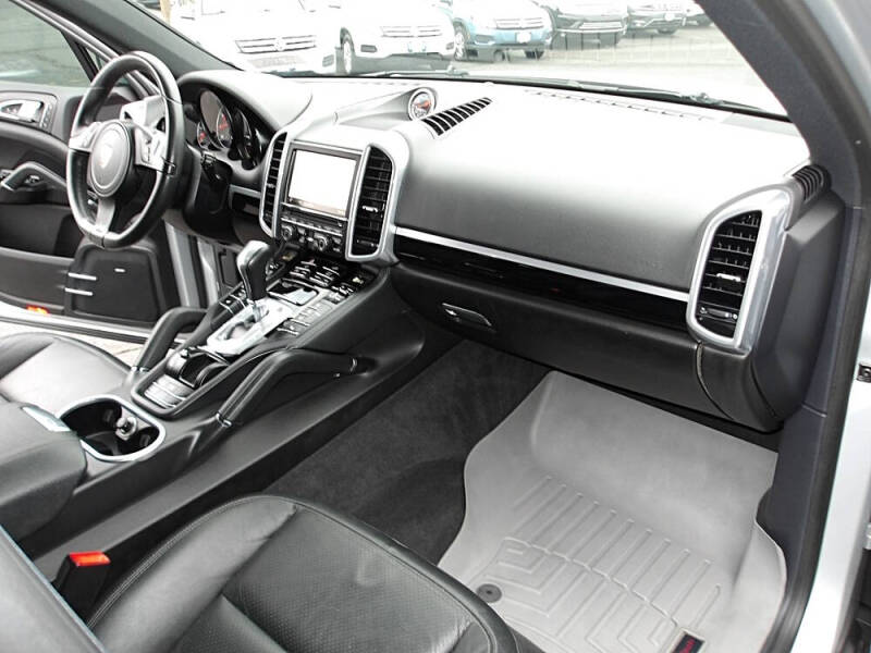 2014 Porsche Cayenne