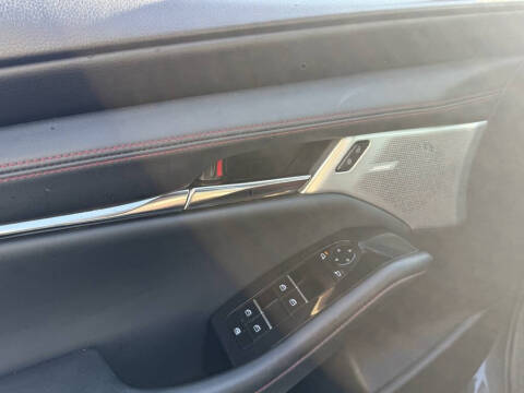 2023 Mazda Mazda3 Hatchback 2.5 S Carbon Edition