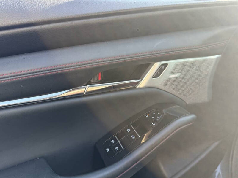 2023 Mazda Mazda3 Hatchback 2.5 S Carbon Edition