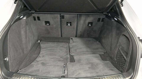 2021 Porsche Macan Turbo