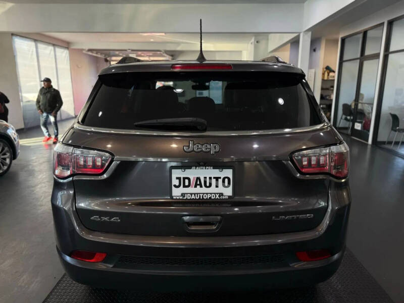 2018 Jeep Compass Latitude
