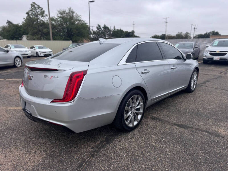 2018 Cadillac XTS Standard