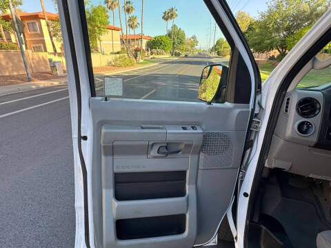 2014 Ford E-Series E-150 XLT